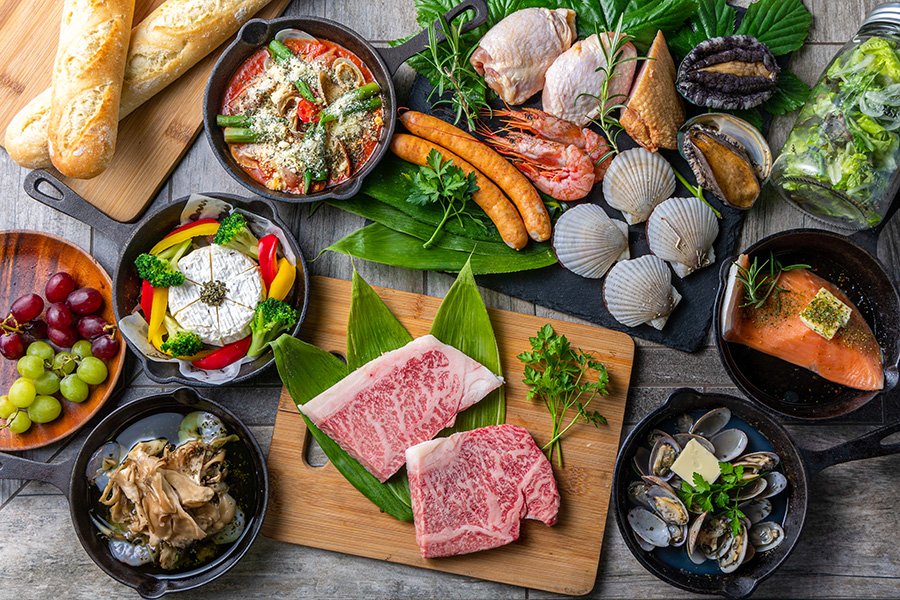 Glamping BBQ with Local Hokuriku Flavors